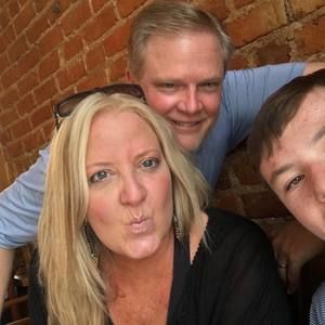 Meet your Posher, Sara